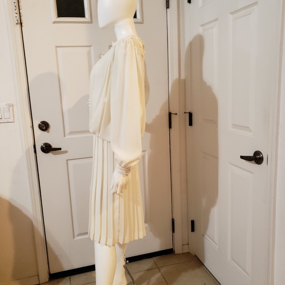 Vintage In The Mood Long Sleeve Pleated Dress size 6 - Picture 6 of 8